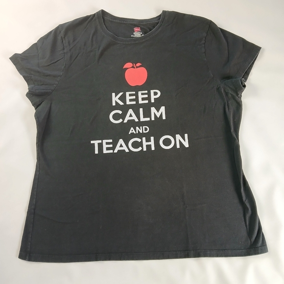 Short Sleeve T-shirt With Saying Keep Calm And Teach On - Picture 1 of 4